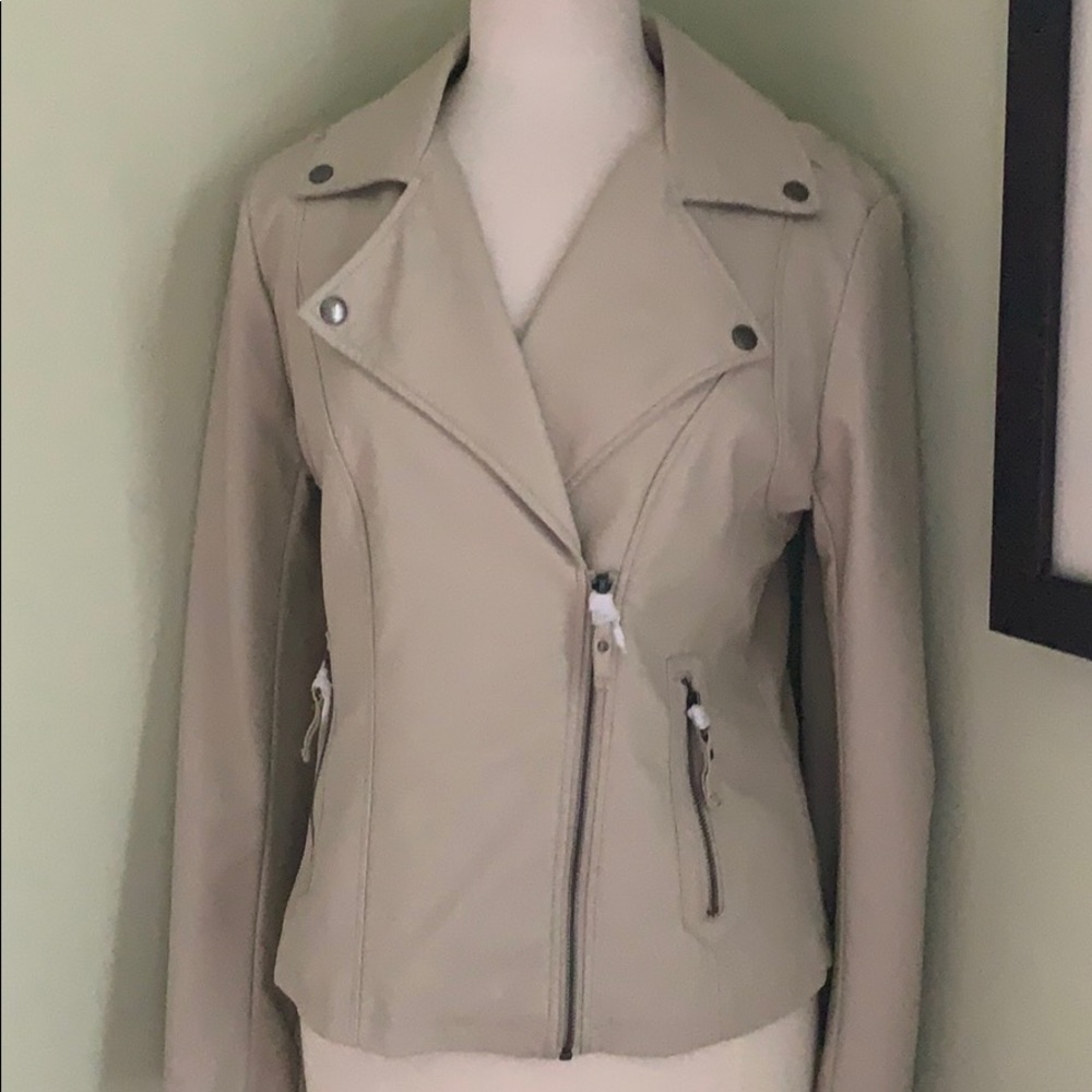 👚NWT Faux Leather Moto Jacket - Picture 2 of 16